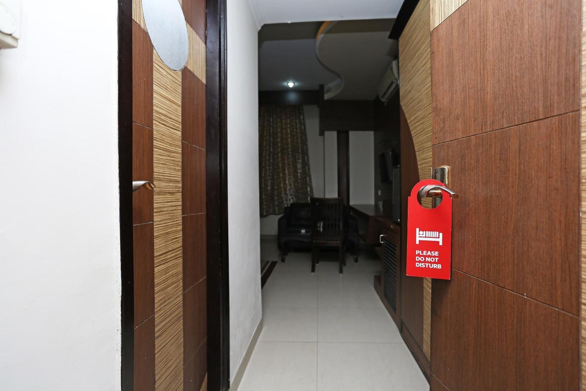 Hotel O Mukut Regency Ghaziabad Zewnętrze zdjęcie