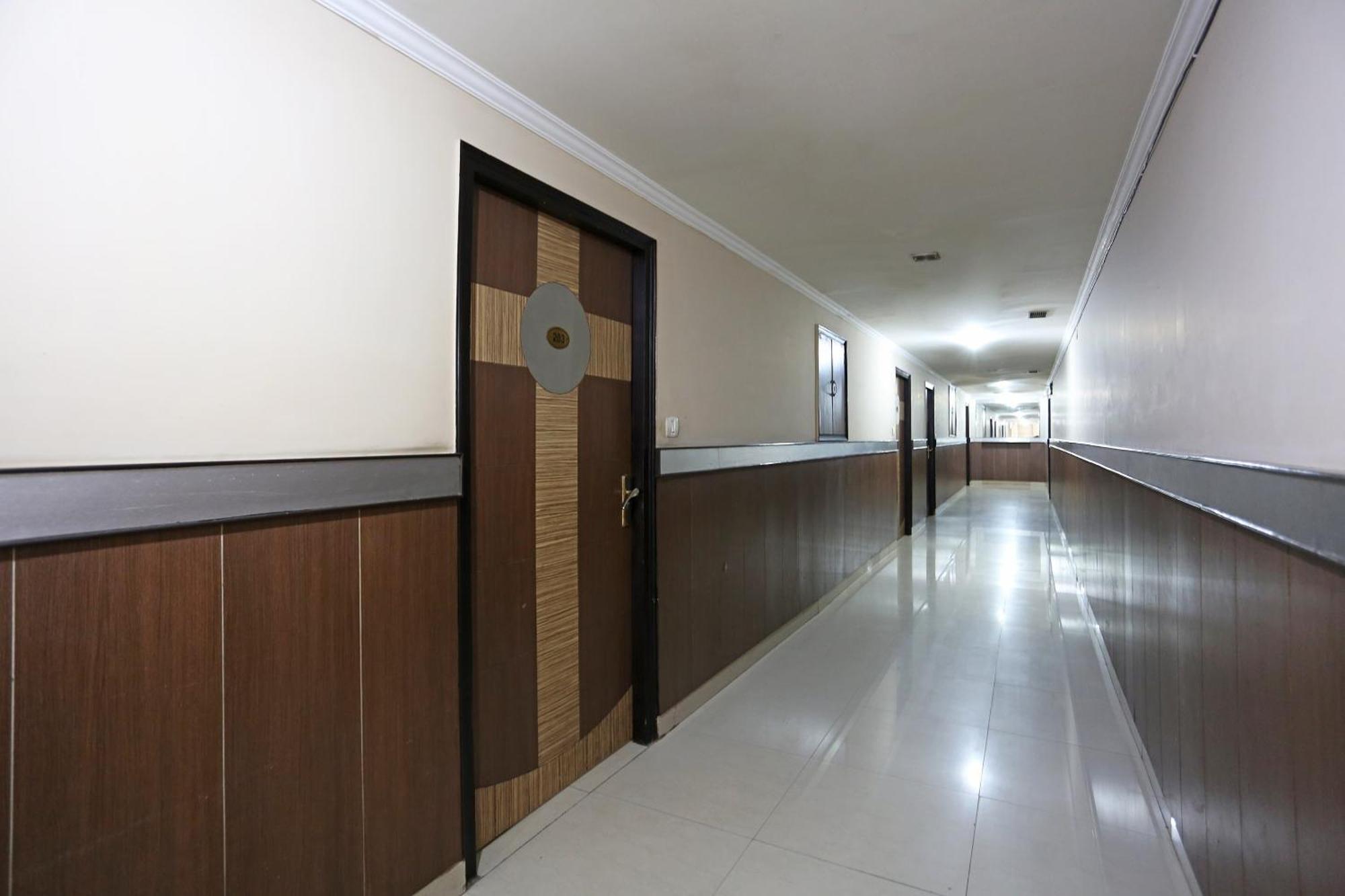 Hotel O Mukut Regency Ghaziabad Zewnętrze zdjęcie